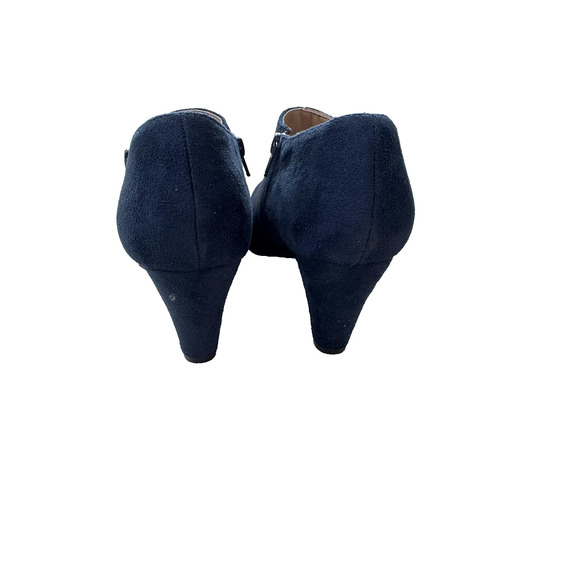 Journee Collection Sanzi Shoes Womens Size 8.5 Navy Blue Suede Heels Booties Zip - Picture 6 of 16